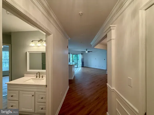 $2,500 | 12481 Hayes Court, Unit 204, Fairfax, VA 22033