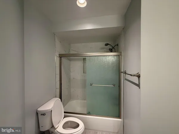 $2,500 | 12481 Hayes Court, Unit 204, Fairfax, VA 22033