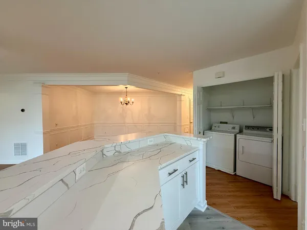 $2,500 | 12481 Hayes Court, Unit 204, Fairfax, VA 22033