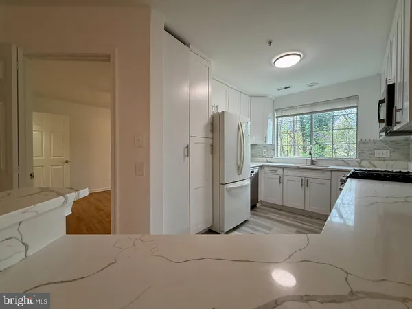 $2,500 | 12481 Hayes Court, Unit 204, Fairfax, VA 22033