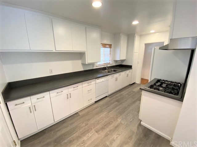 944 East Renton Street Carson, CA 90745 - Photo 1 of 1 Gallery Image 1