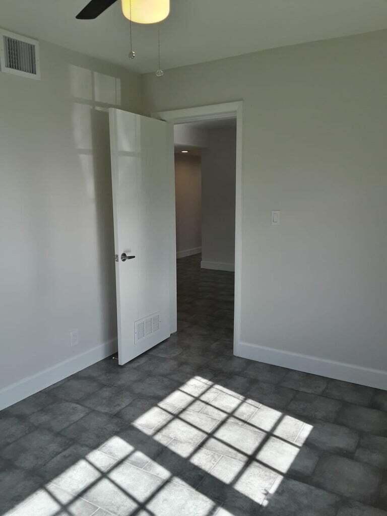 1400 West 28th Street Riviera Beach, FL 33404 - Photo 14 of 15 20201215161111978005000000-o