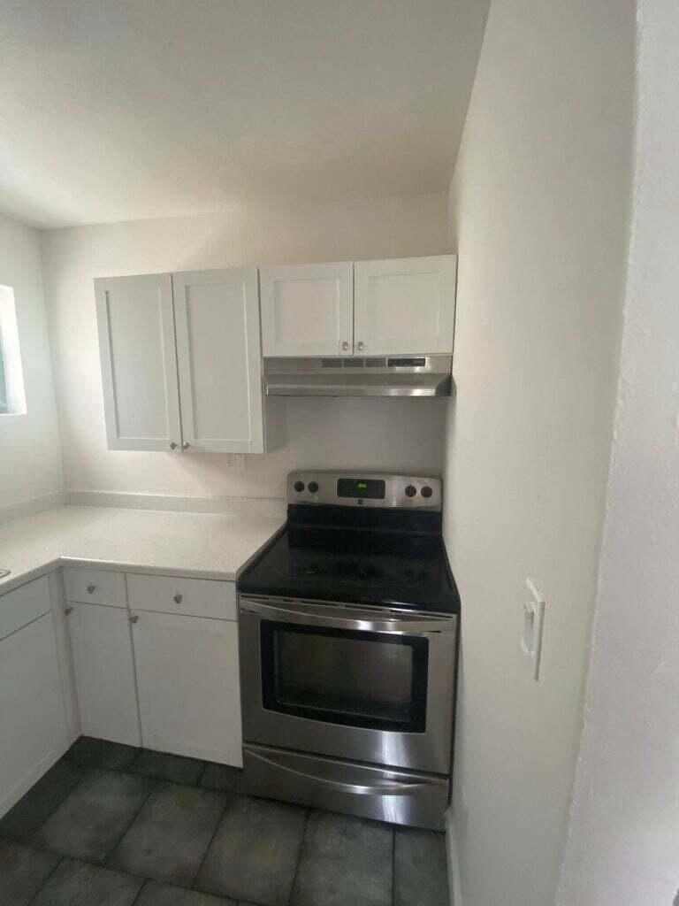 1400 West 28th Street Riviera Beach, FL 33404 - Photo 5 of 15 20220311204504972044000000-o