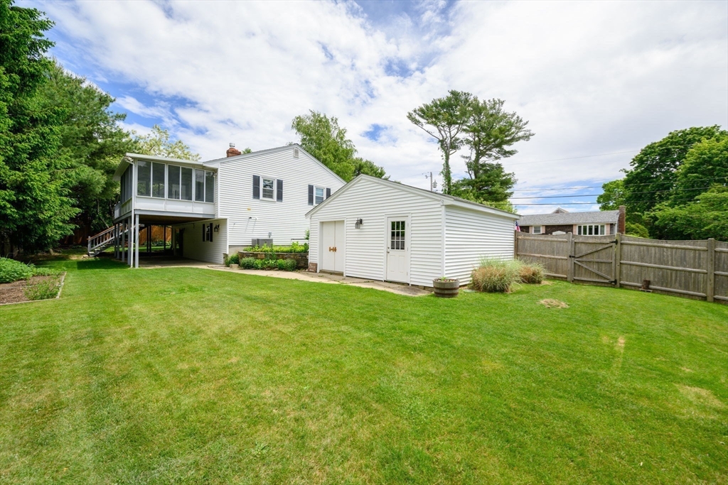 90 Holly Road Marshfield, MA 02050 - Photo 24 of 34 Gallery Image 24