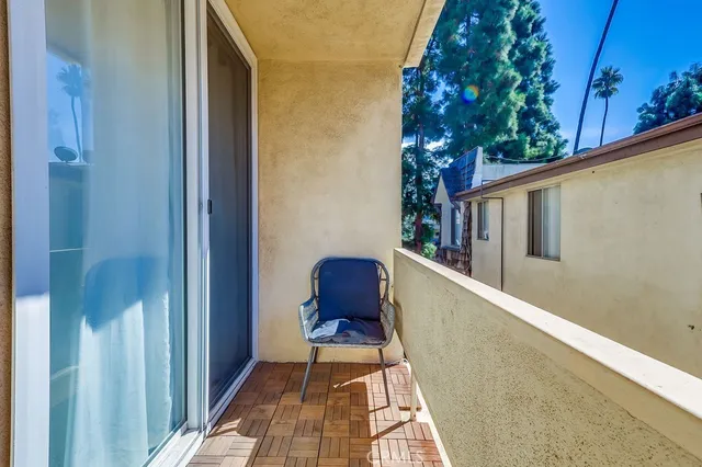$418,888 | 425 South Kenmore Avenue, Unit 306, Los Angeles, CA 90020