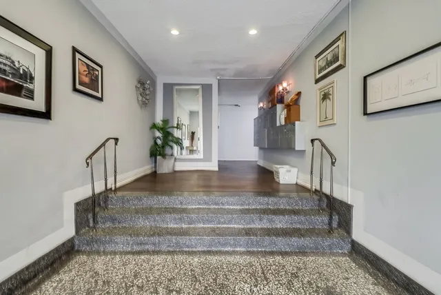 $418,888 | 425 South Kenmore Avenue, Unit 306, Los Angeles, CA 90020