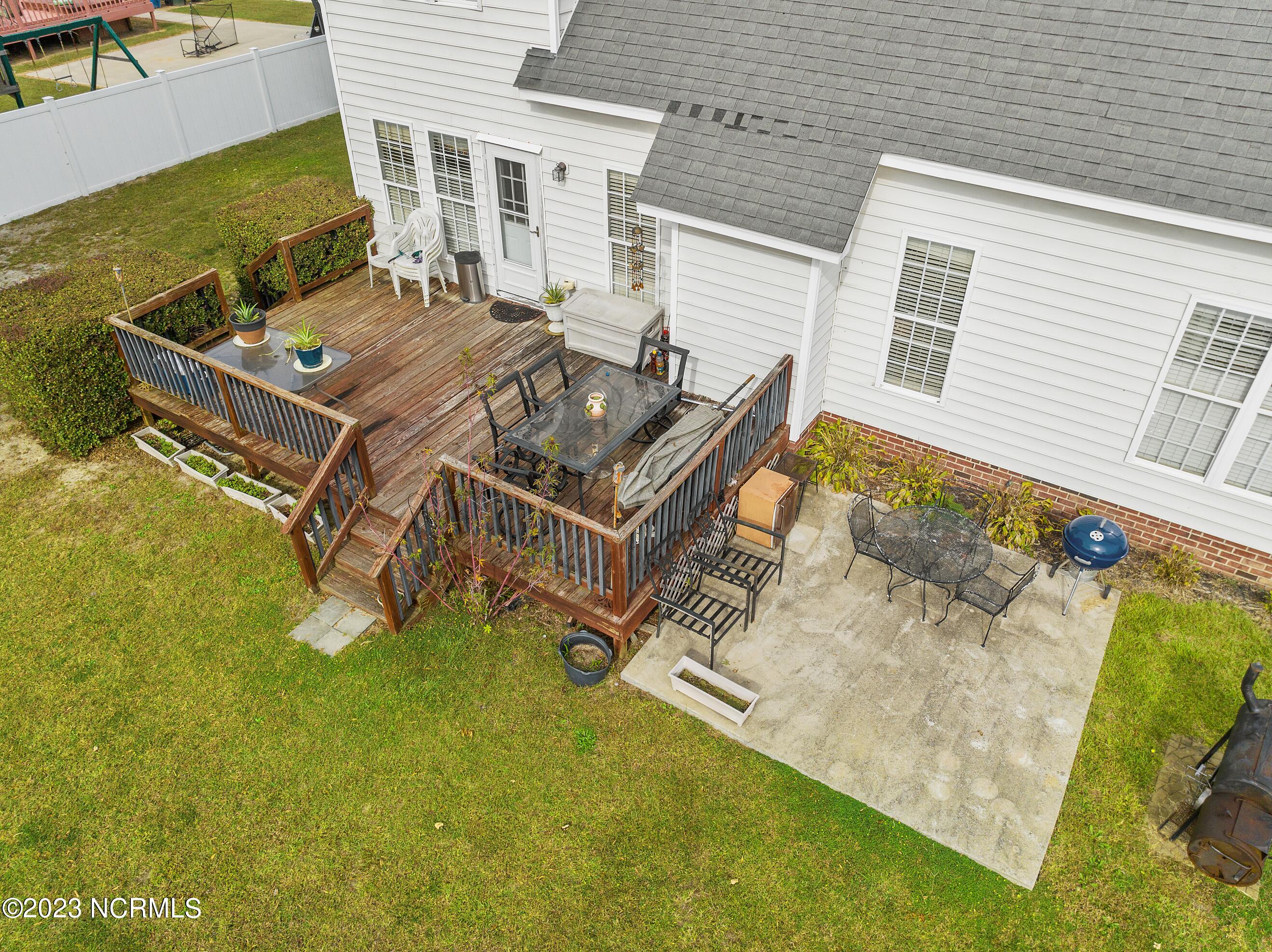 4602 Bluff Place Wilson, NC 27896 - Photo 5 of 31 6-print-DJI_0913