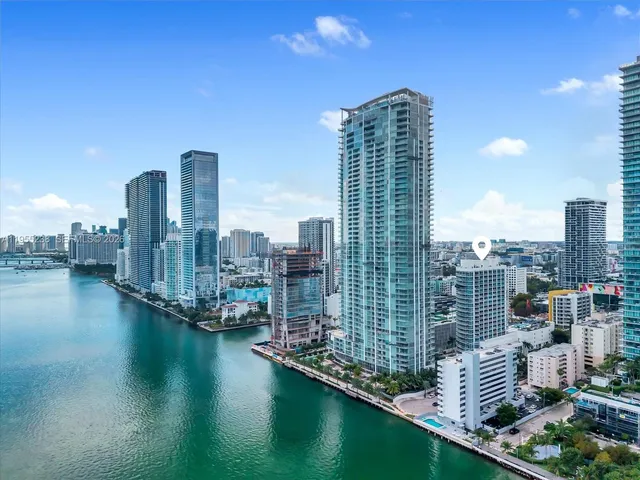 $490,000 | 480 Northeast 30th Street, Unit 904, Miami, FL 33137
