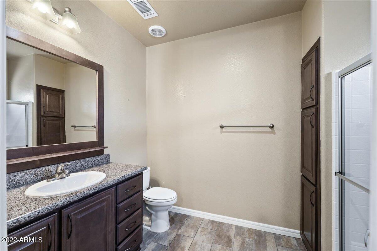 8865 East Baseline Road, Unit 338 Mesa, AZ 85209 - Photo 17 of 34 Master Bathroom
