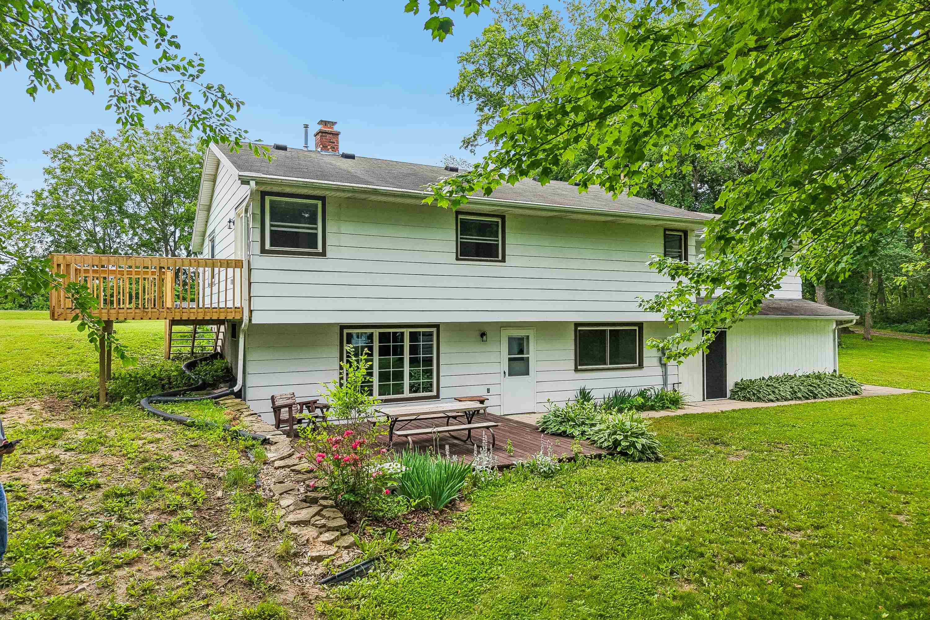 W1152 Fox Columbus, WI 53925 - Photo 28 of 68