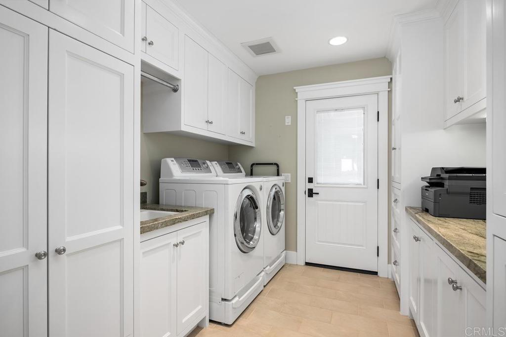 335 10th Street Del Mar, CA 92014 - Photo 9 of 27