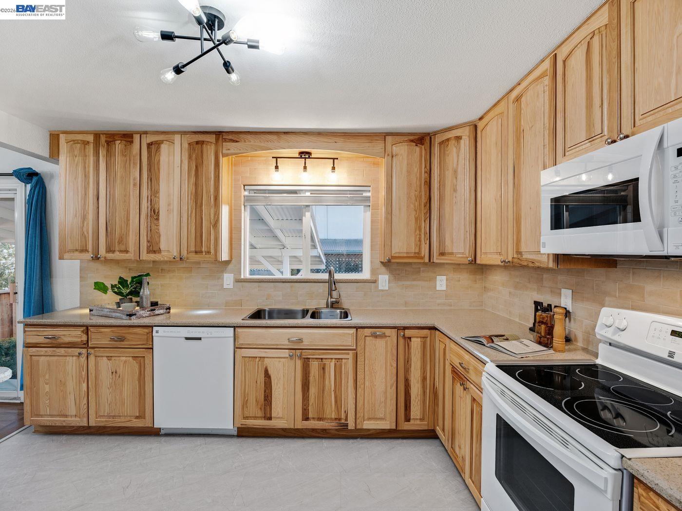 359 Michell Street Livermore, CA 94551 - Photo 10 of 26