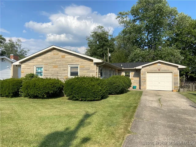 $209,900 | 1912 Locust Street, Madison, IN 47250