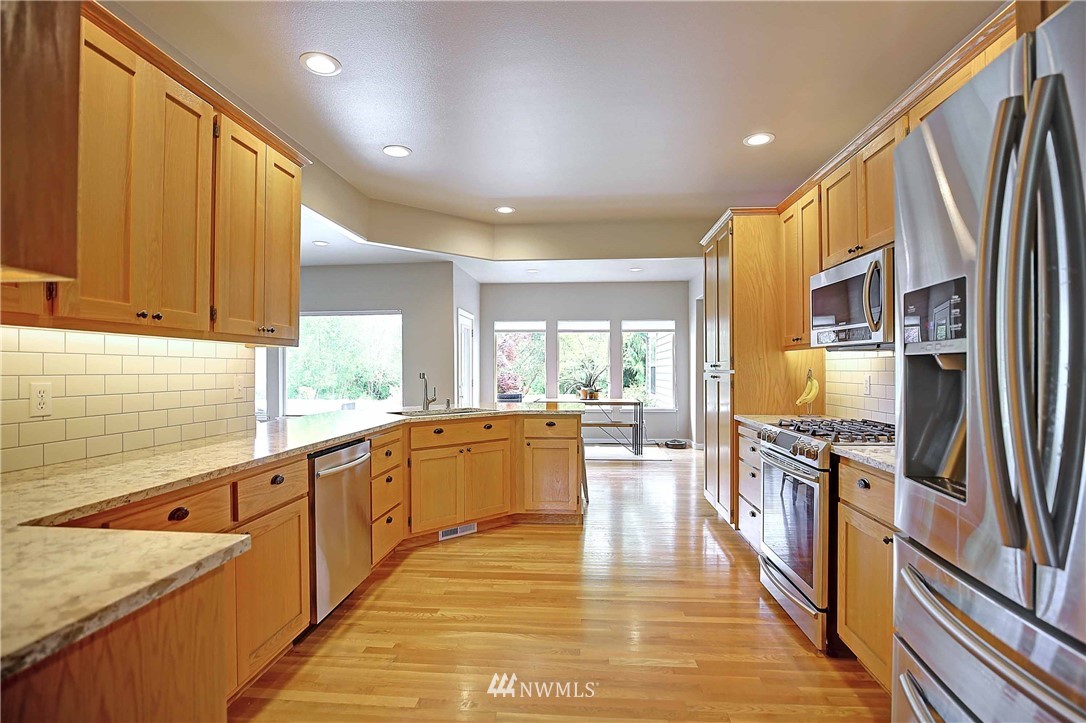 1052 Hanstad Road Camano Island, WA 98282 - Photo 11 of 25 Gallery Image 11