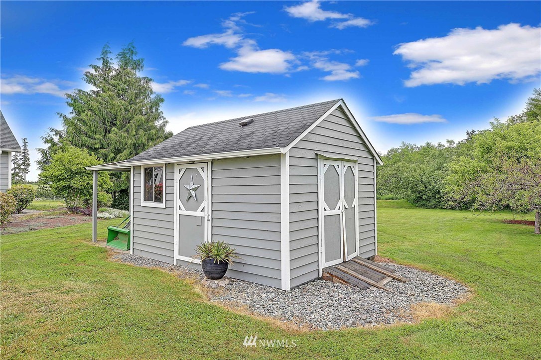 1052 Hanstad Road Camano Island, WA 98282 - Photo 24 of 25 Gallery Image 24
