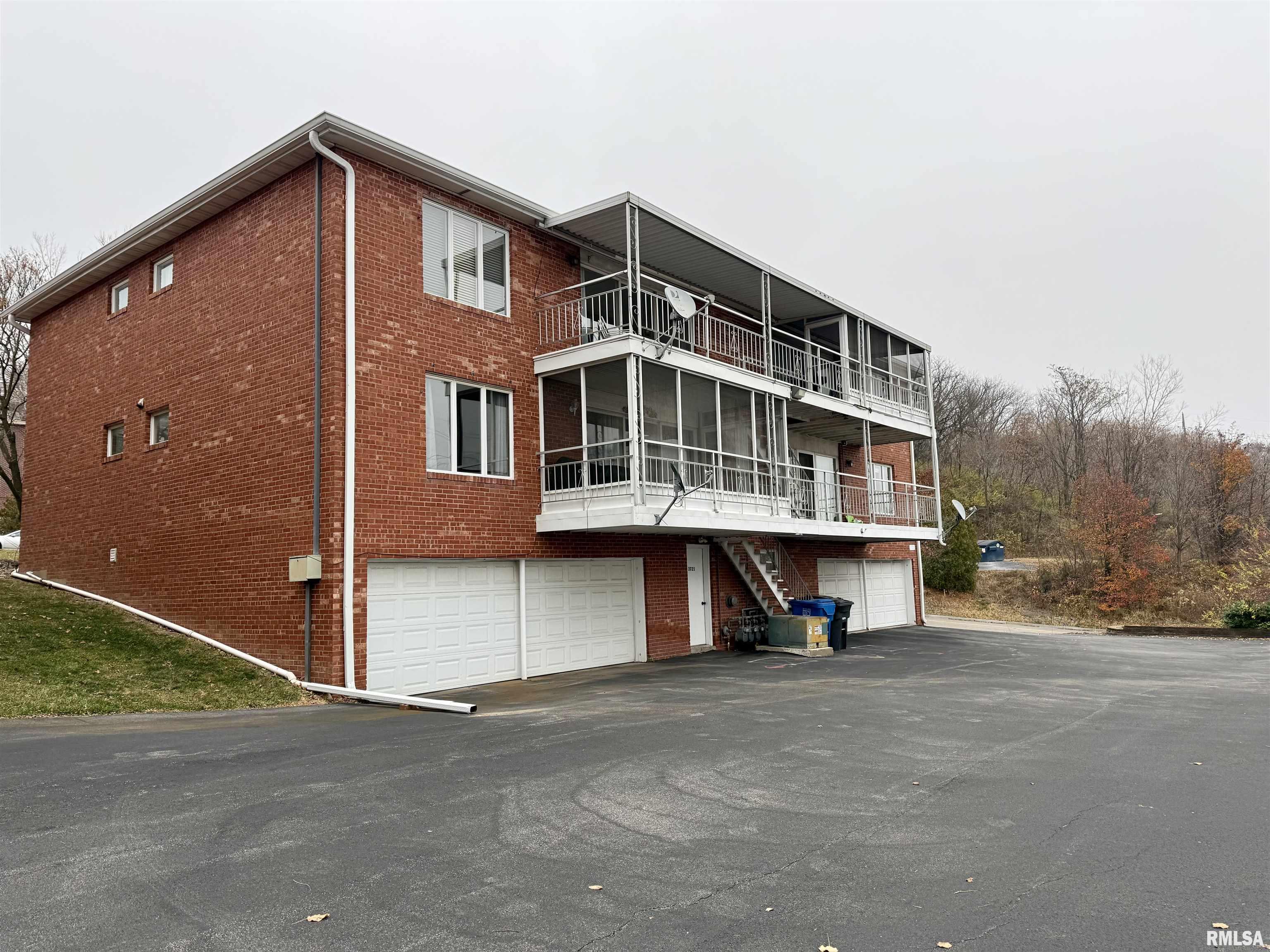 3721 35th Street, Unit 4 Moline, IL 61265 - Photo 21 of 24