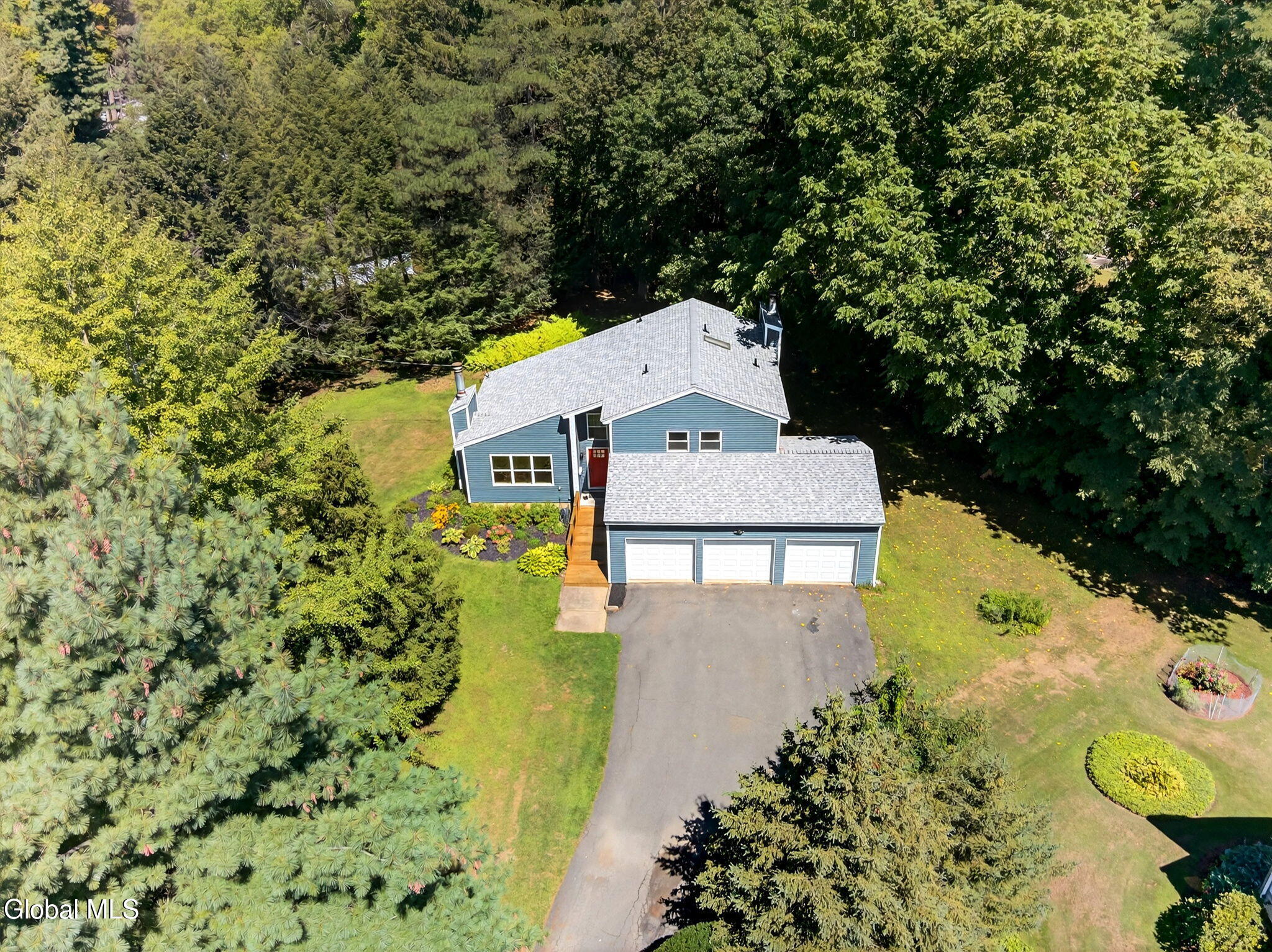 3 Chestnut Hill Road North Colonie, NY 12211 - Photo 31 of 33 30-web-or-mls-005_DJI_0772