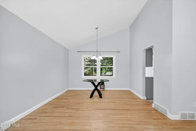 $569,900 | 3 Chestnut Hill Road North, Colonie, NY 12211