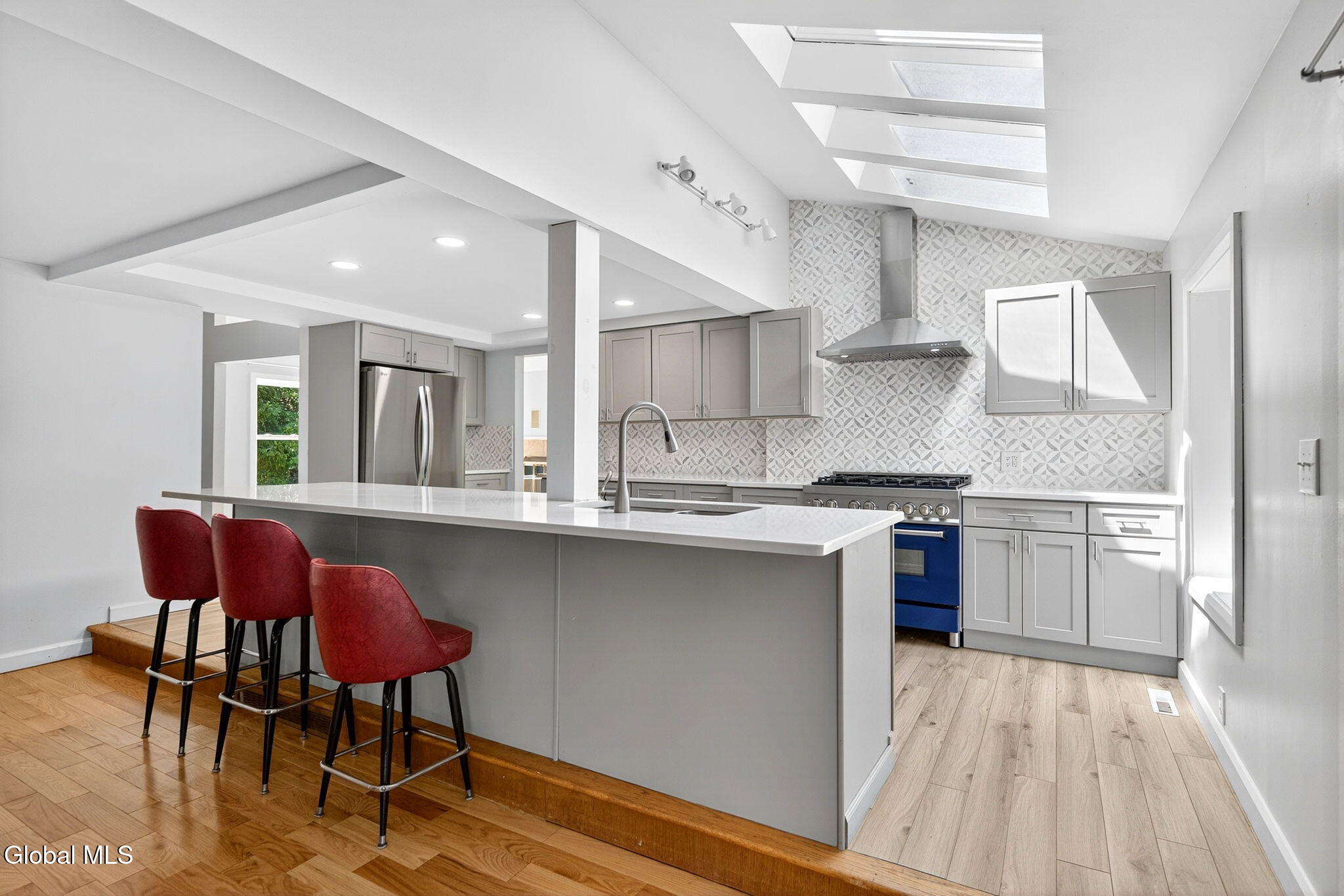 3 Chestnut Hill Road North Colonie, NY 12211 - Photo 9 of 33 8-web-or-mls-012_DSC03656