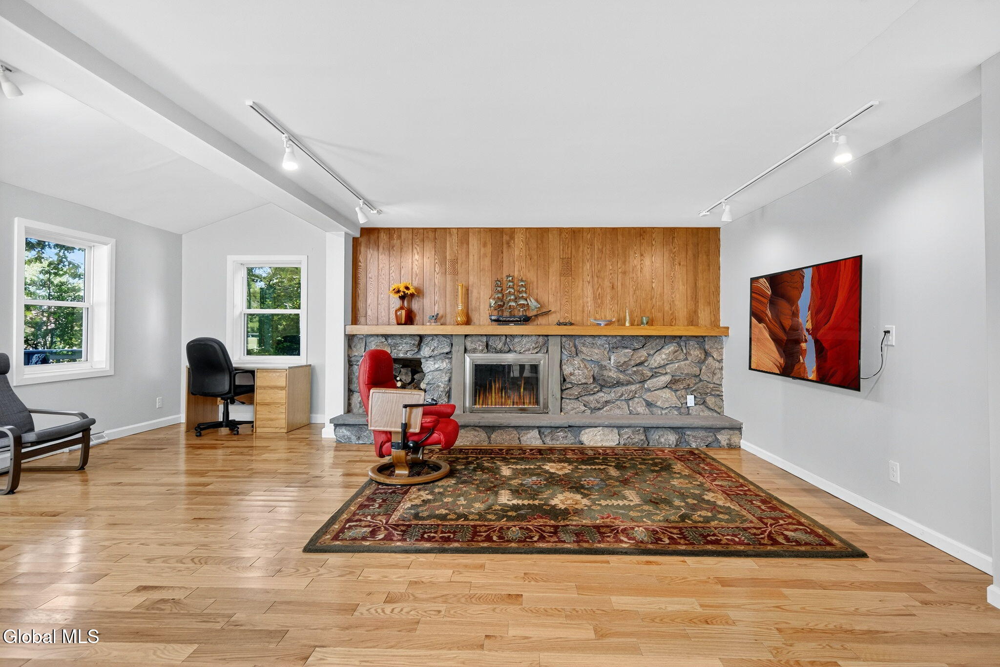 3 Chestnut Hill Road North Colonie, NY 12211 - Photo 10 of 33 9-web-or-mls-013_DSC03665