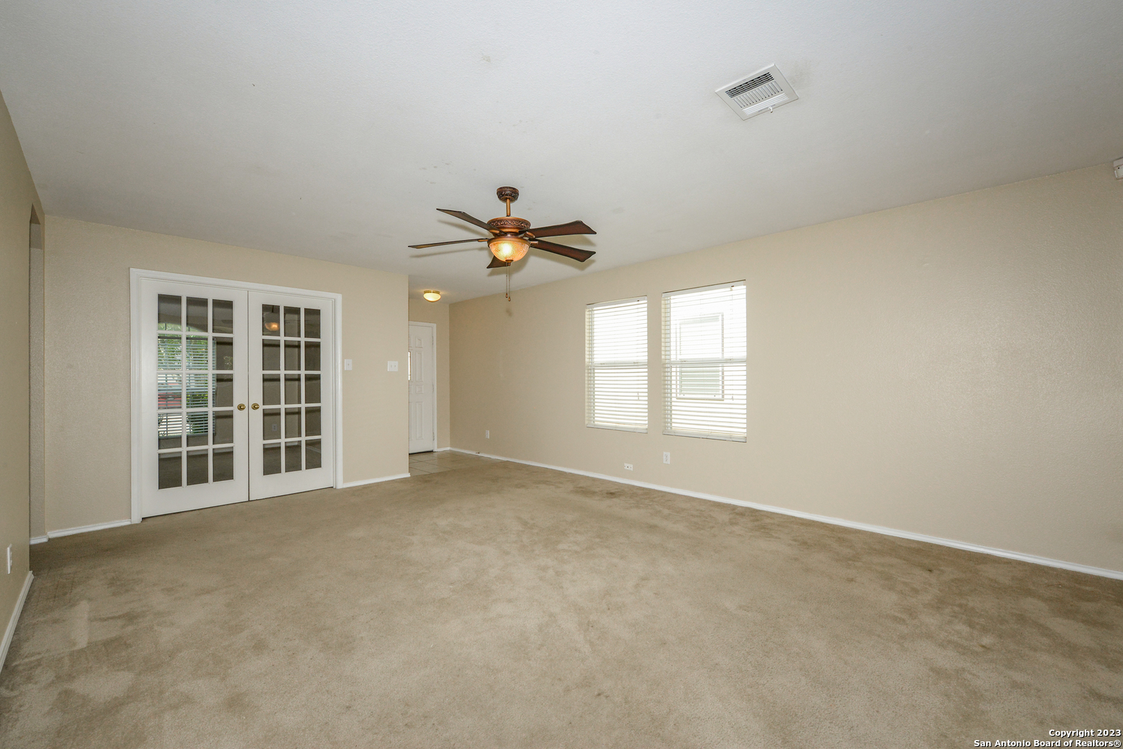 4023 Privet Place San Antonio, TX 78259 - Photo 10 of 30 Gallery Image 10