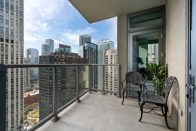 $4,500 | 600 North Lake Shore Drive, Unit 3102, Chicago, IL 60611