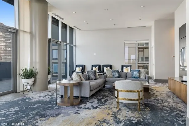 $4,500 | 600 North Lake Shore Drive, Unit 3102, Chicago, IL 60611