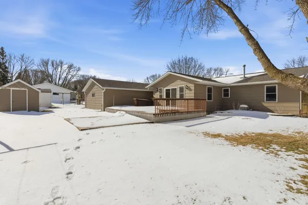 $295,000 | 1308 27th Street Northwest, Willmar, MN 56201