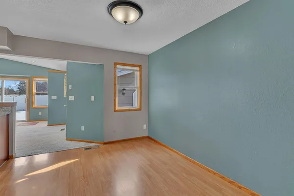 $295,000 | 1308 27th Street Northwest, Willmar, MN 56201