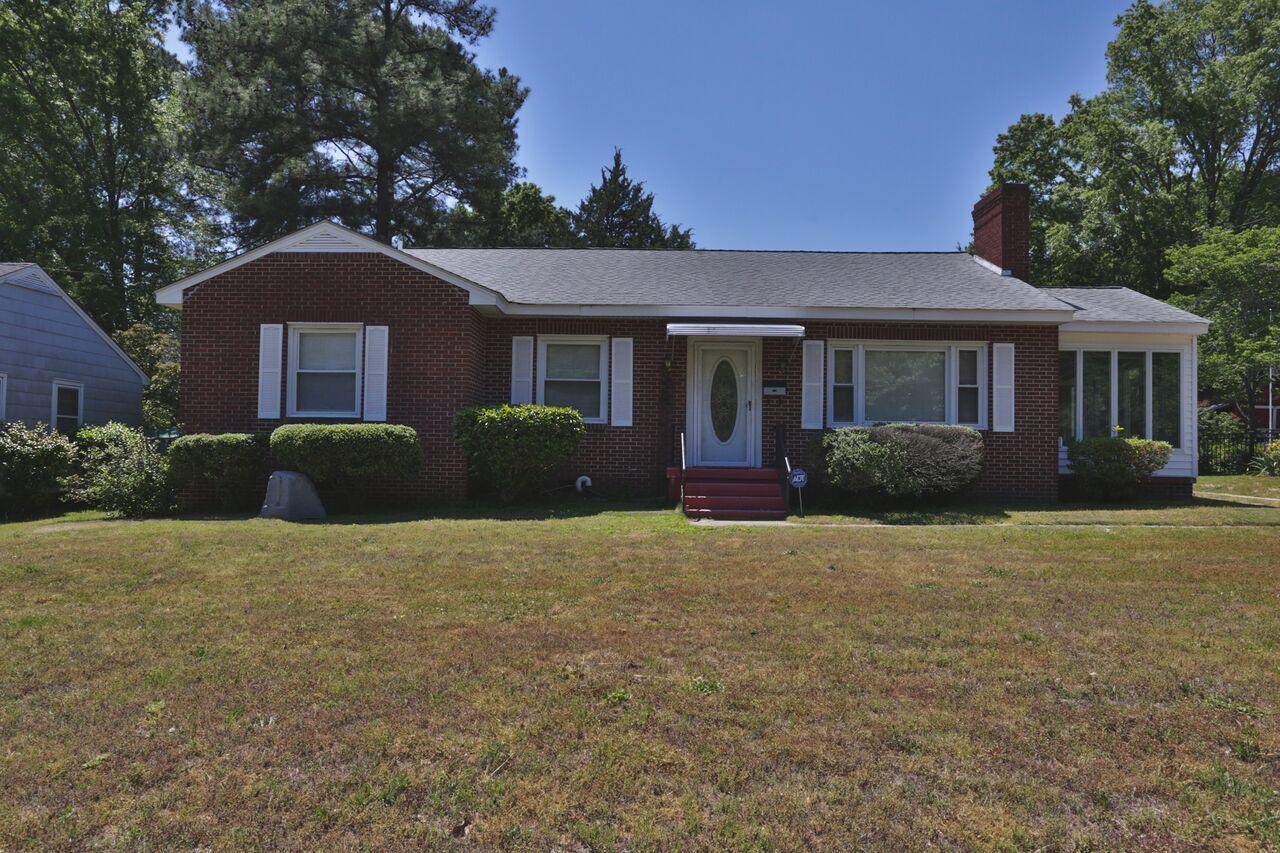 111 North Long Drive Rockingham, NC 28379 - Photo 2 of 28 1O8A2546_preview