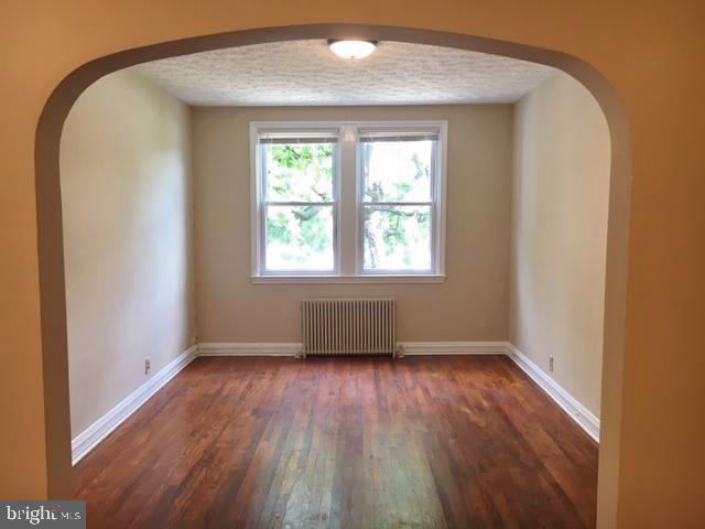 371 Marydell Road Baltimore, MD 21229 - Photo 6 of 22