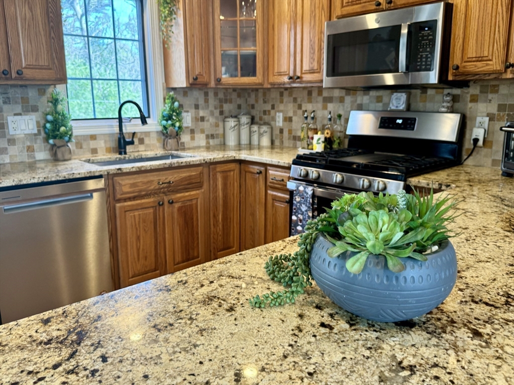 68 Sandy Beach Road Plymouth, MA 02360 - Photo 13 of 41 Gallery Image 13