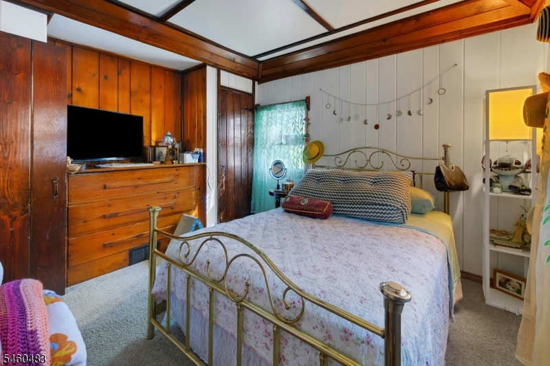 49 Lake Shore Road West Stockholm, NJ 07460 - Photo 12 of 31 Gallery Image 12