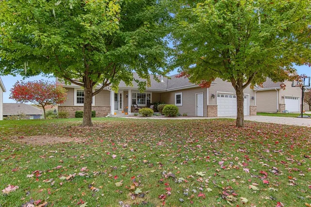 $449,900 | 744 Ojibwe Path, Kewaskum, WI 53040