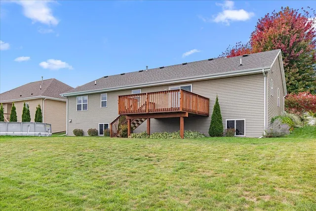 $449,900 | 744 Ojibwe Path, Kewaskum, WI 53040