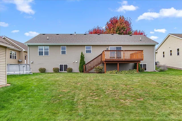 $449,900 | 744 Ojibwe Path, Kewaskum, WI 53040
