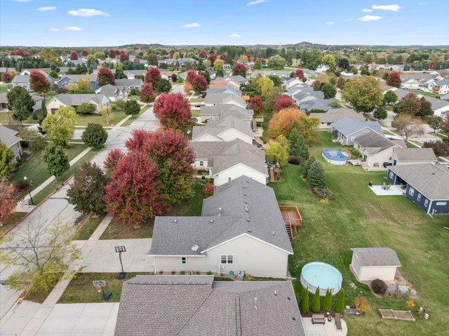 $449,900 | 744 Ojibwe Path, Kewaskum, WI 53040