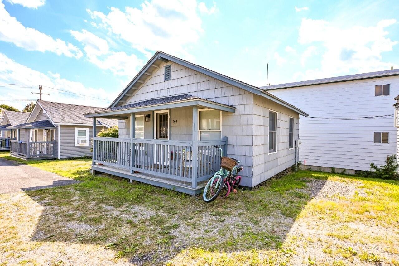 376 Mile Road, Unit 304 Wells, ME 04090 - Photo 4 of 53 3