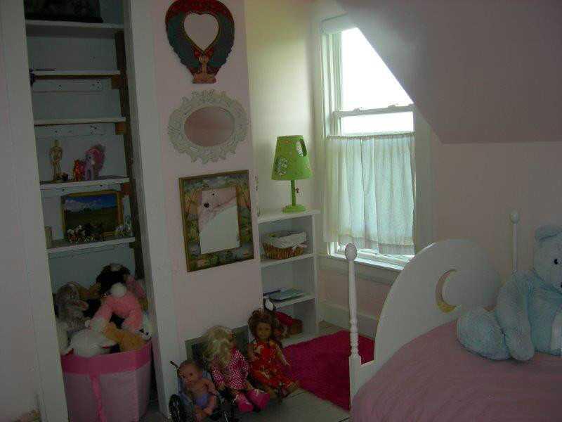 1140 Shore Road Lamoine, ME 04605 - Photo 15 of 21 Bedroom.