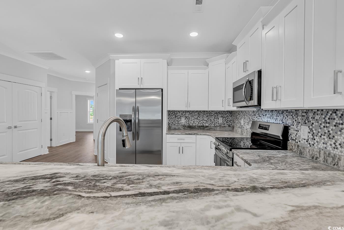 144 Hallandale Lane, Unit RIGHT Murrells Inlet, SC 29576 - Photo 5 of 32