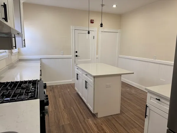 $3,500 | 474 Talbot Avenue, Unit 3, Boston, MA 02124