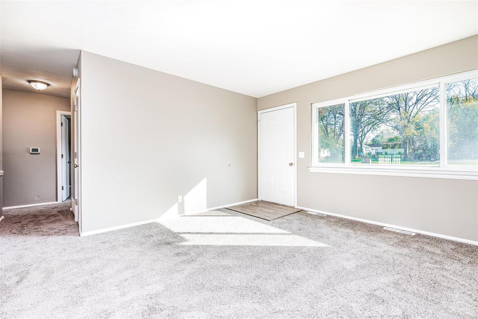 2229 Ashby Road St. Louis, MO 63114 - Photo 2 of 23 Gallery Image 2