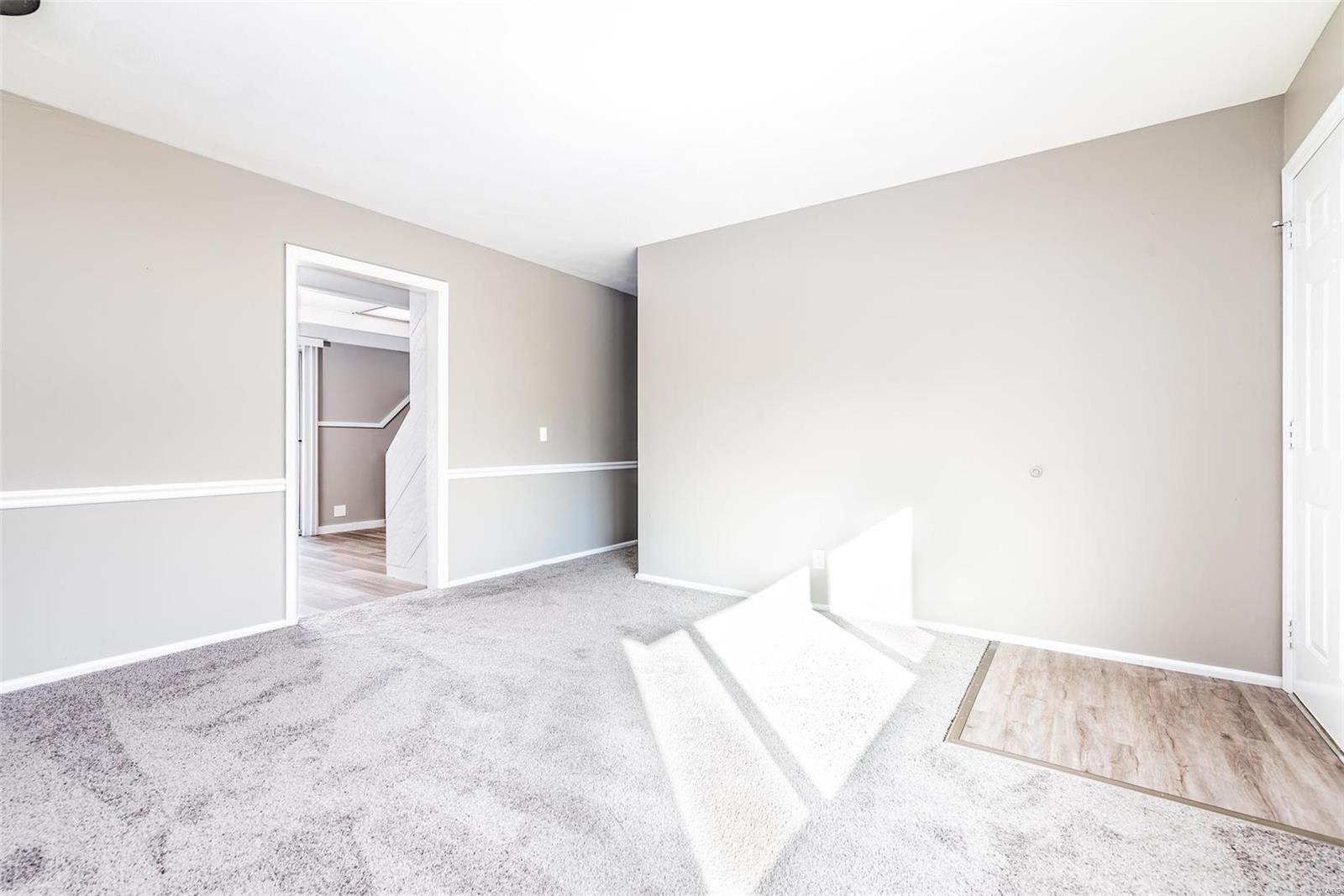 2229 Ashby Road St. Louis, MO 63114 - Photo 3 of 23 Gallery Image 3