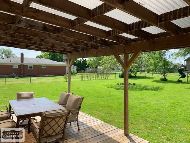 16200 21 Mile Road Macomb, MI 48044 - Photo 25 of 28 12x24 Covered Deck
