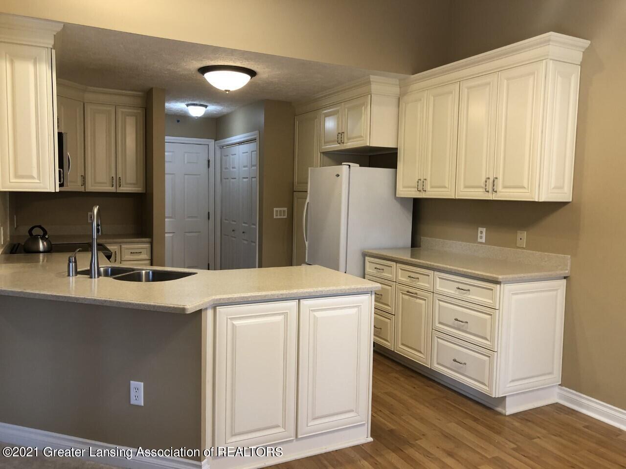 4155 Holt Road Holt, MI 48842 - Photo 2 of 27 Kitchen