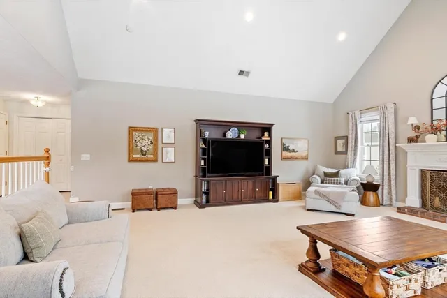 $1,385,000 | 5 Tavern Circle, Westford, MA 01886