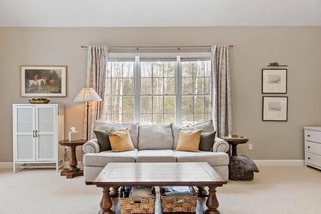 $1,385,000 | 5 Tavern Circle, Westford, MA 01886