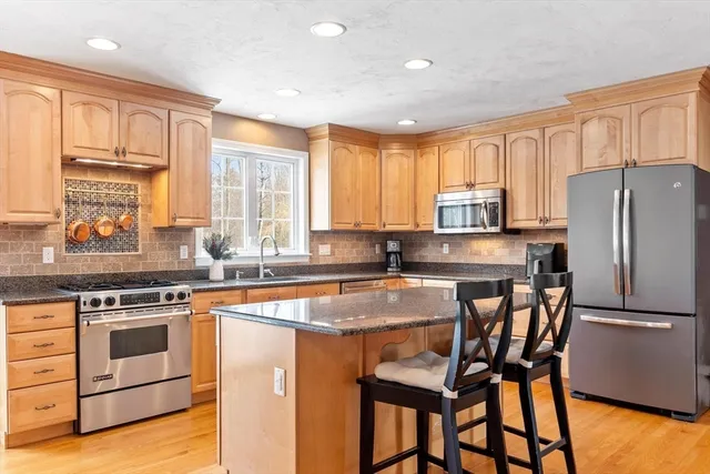 $1,385,000 | 5 Tavern Circle, Westford, MA 01886