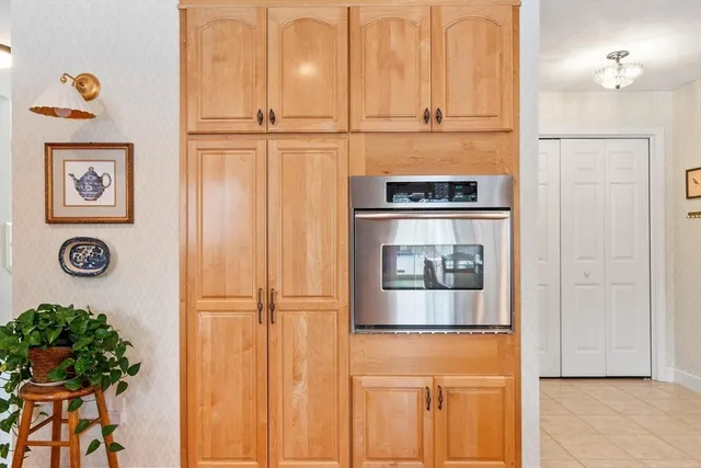 $1,385,000 | 5 Tavern Circle, Westford, MA 01886