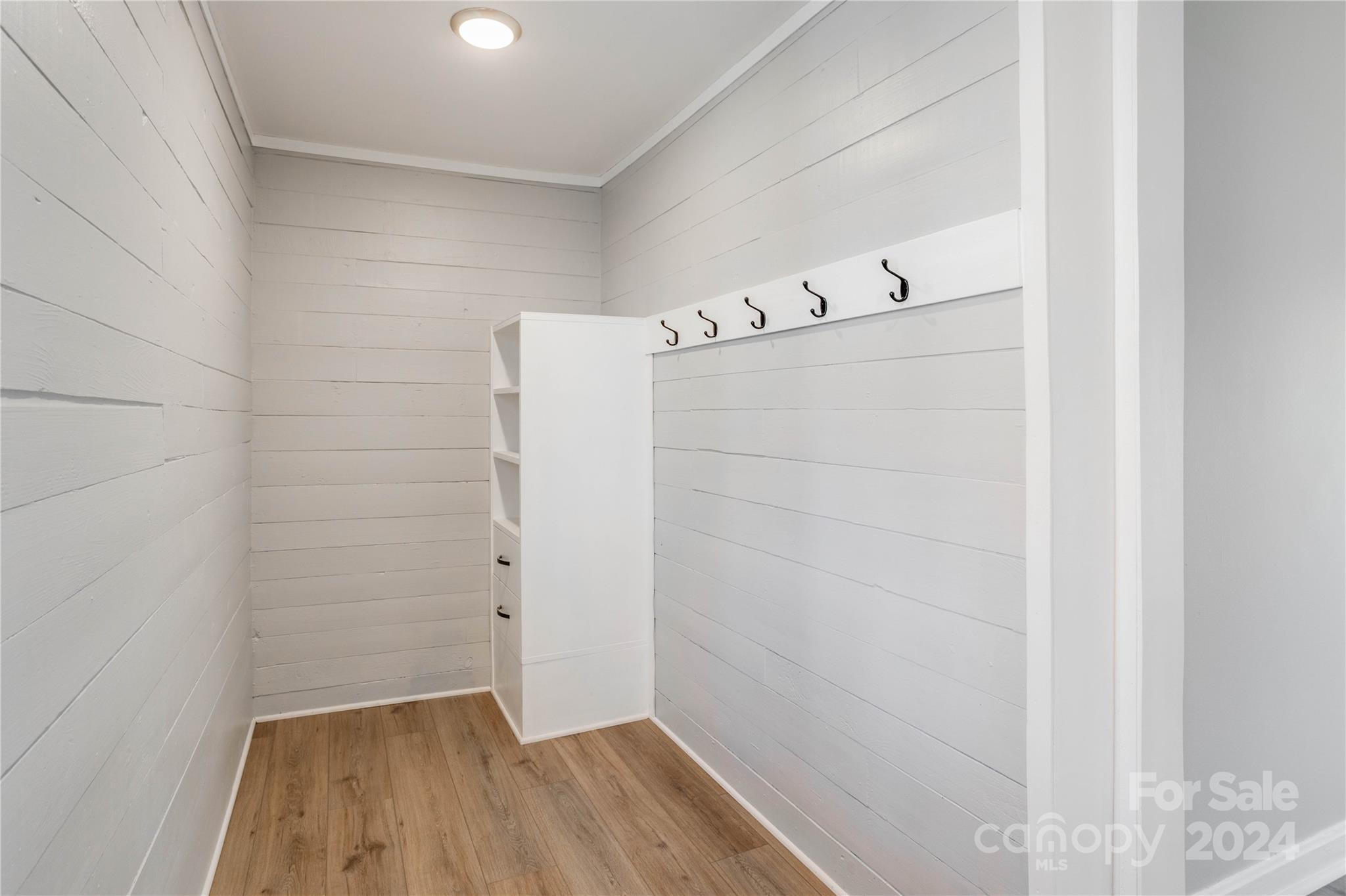 410 Holly Hills Road Dallas, NC 28034 - Photo 19 of 27 a view of bathroom